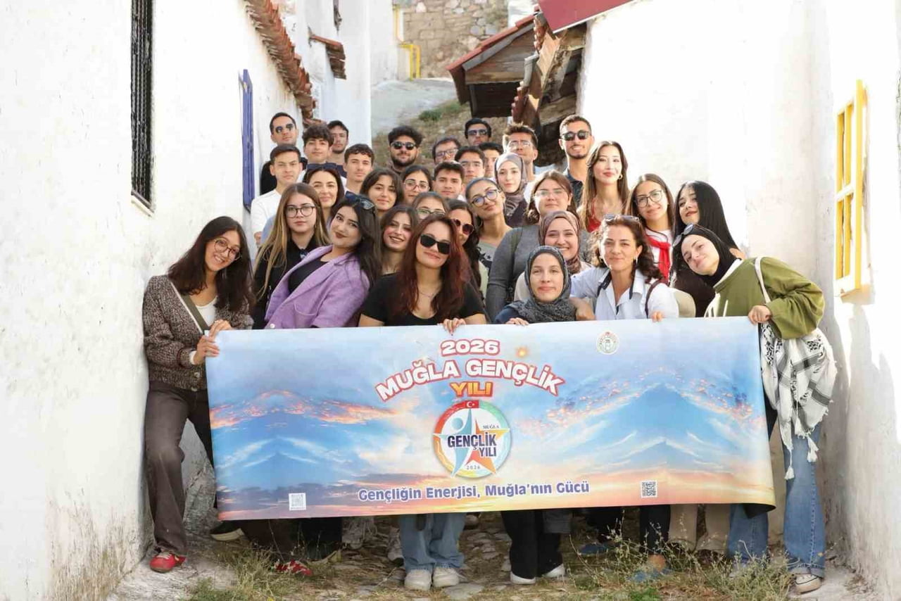 MUĞLA'DA ÜNİVERSİTE ÖĞRENCİLERİ İÇİN "GELİN TANIŞ OLALIM GEZİLERİ" DÜZENLENDİ