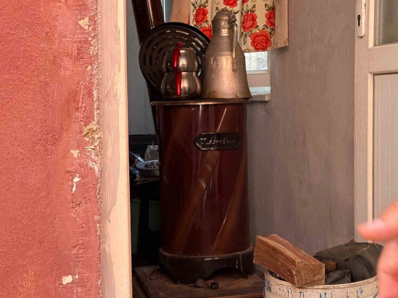 MUĞLA'NIN MENTEŞE İLÇESİNDE SOBADAN SIZAN KARBONMONOKSİT GAZINDAN ZEHİRLENEN 76 YAŞINDAKİ ADAM...
