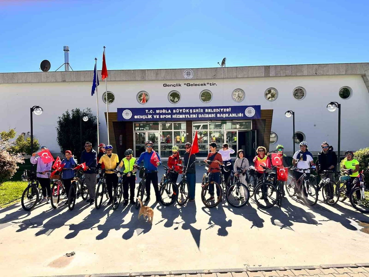 MUĞLA BÜYÜKŞEHİR BELEDİYESİ, 29 EKİM CUMHURİYET BAYRAMI KUTLAMALARI KAPSAMINDA TREKKİNG, BİSİKLET...