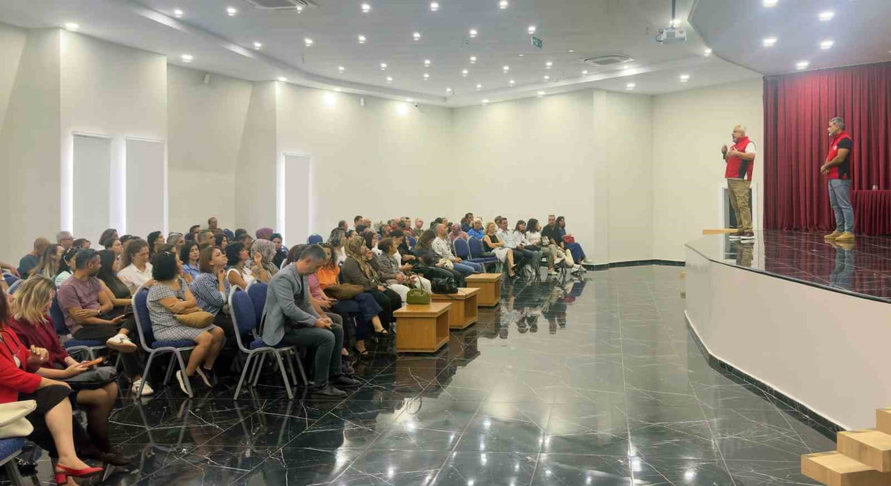 MUĞLA İL EMNİYET MÜDÜRLÜĞÜ TERÖRLE MÜCADELE ŞUBE MÜDÜRLÜĞÜ EKİPLERİ TARAFINDAN, "GENÇLİK SİZİN...