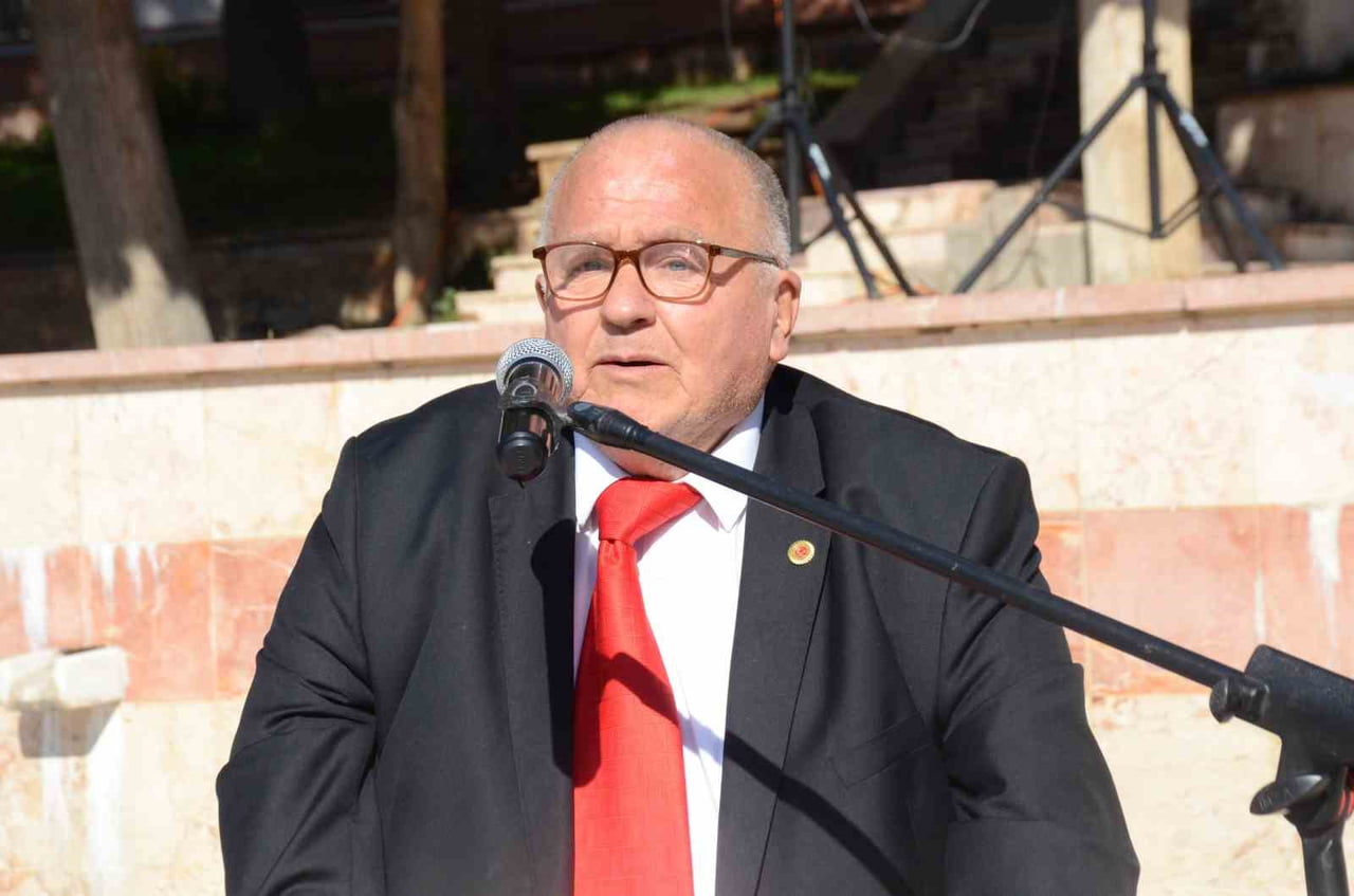 MUHTAR ÇINAR, "BİZİM TALEBİMİZ MAKAM DEĞİL, HİZMETTİR, İMTİYAZ DEĞİL, İMKÂNDIR"