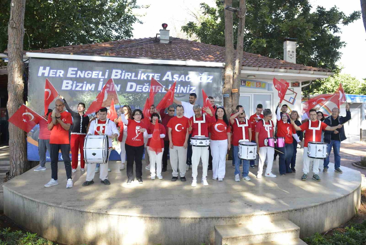 MURATPAŞA BELEDİYESİ ADALYA VAKFI ENGELSİZ KAFE’NİN ÖZEL GEREKSİNİMLİ BİREYLERİ, 29 EKİM...
