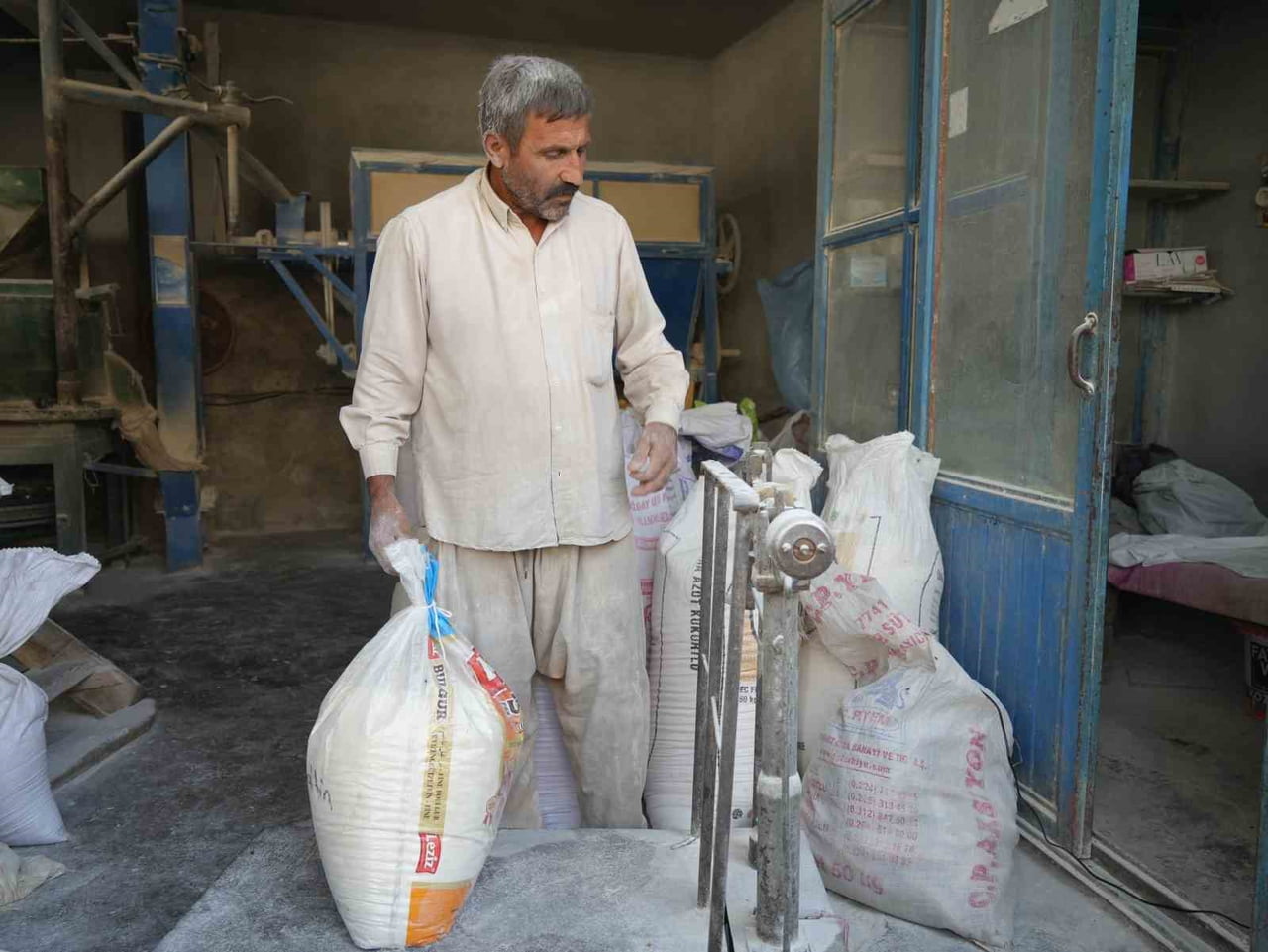 MUSTAFA AYASLAN