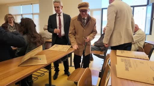 Niğde’de üniversite sıralarında yaş sınırı kalktı: 60 yaş üstü öğrenciler ilk derslerine...