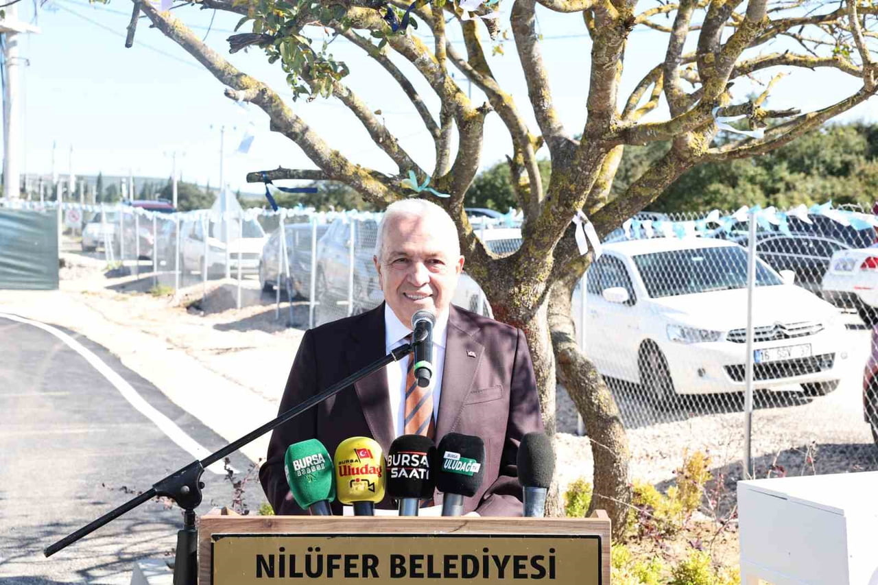 NİLÜFER BELEDİYE BAŞKANI ŞADİ ÖZDEMİR TÖRENDE KONUŞMA YAPTI