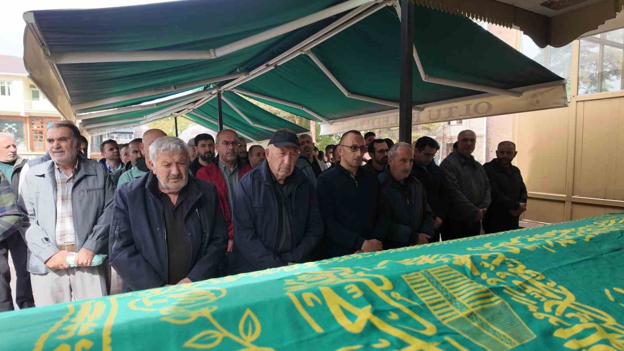 OLTU’NUN TANINMIŞ ESNAFI ABDULLAH TAŞÇI SON YOLCULUĞUNA UĞURLANDI