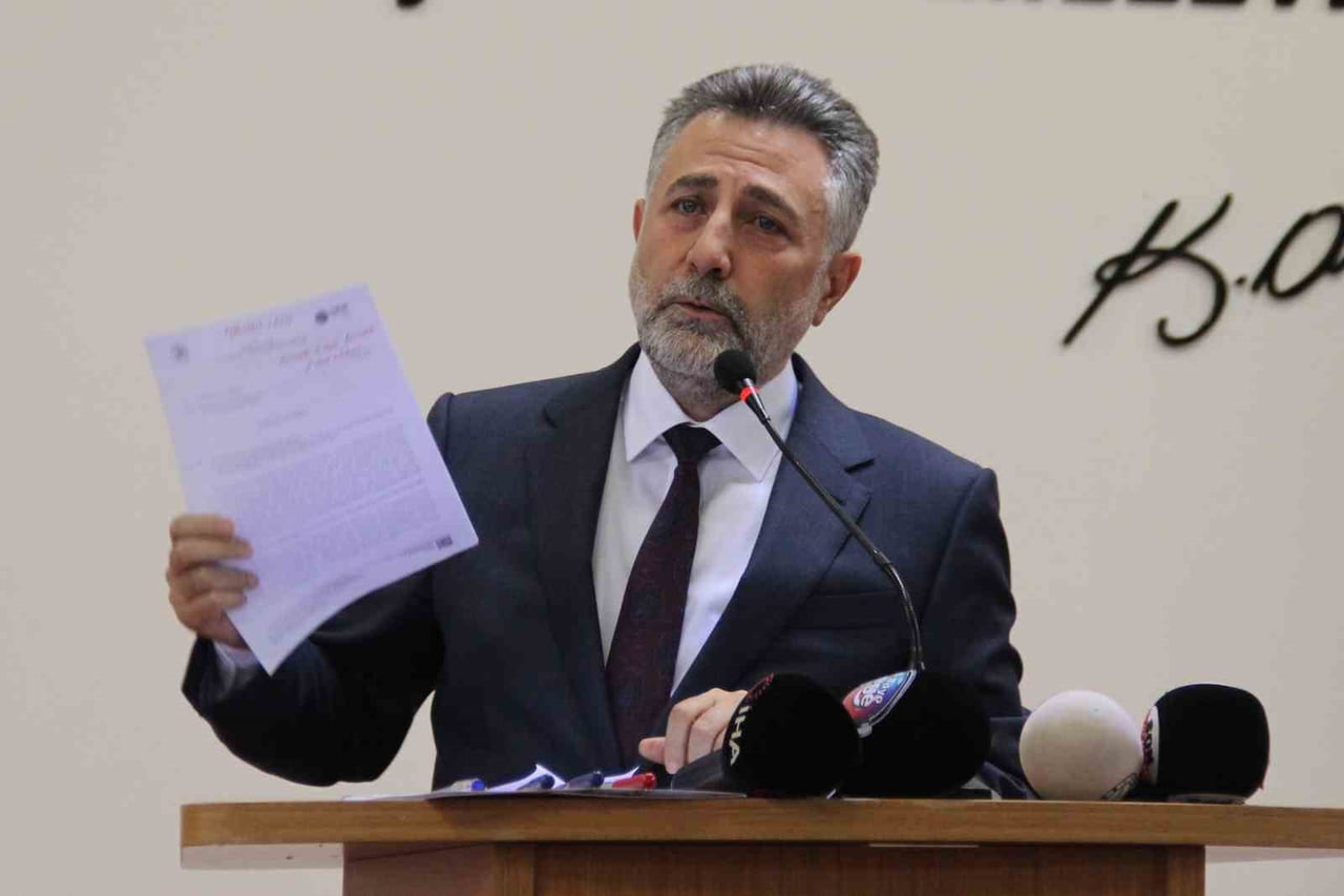 ÖNCEKİ DÖNEM BAYRAKLI BELEDİYE BAŞKANI SERDAR SANDAL