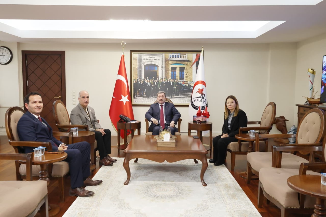 ONDOKUZ MAYIS ÜNİVERSİTESİ (OMÜ) YÖNETİMİ, SAMSUN VALİSİ ORHAN TAVLI’YI ZİYARET EDEREK ÜNİVERSİTE...