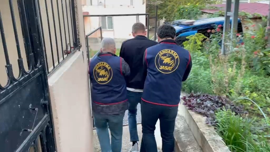 OPERASYONDA 12 ŞÜPHELİ GÖZALTINA ALINDI.