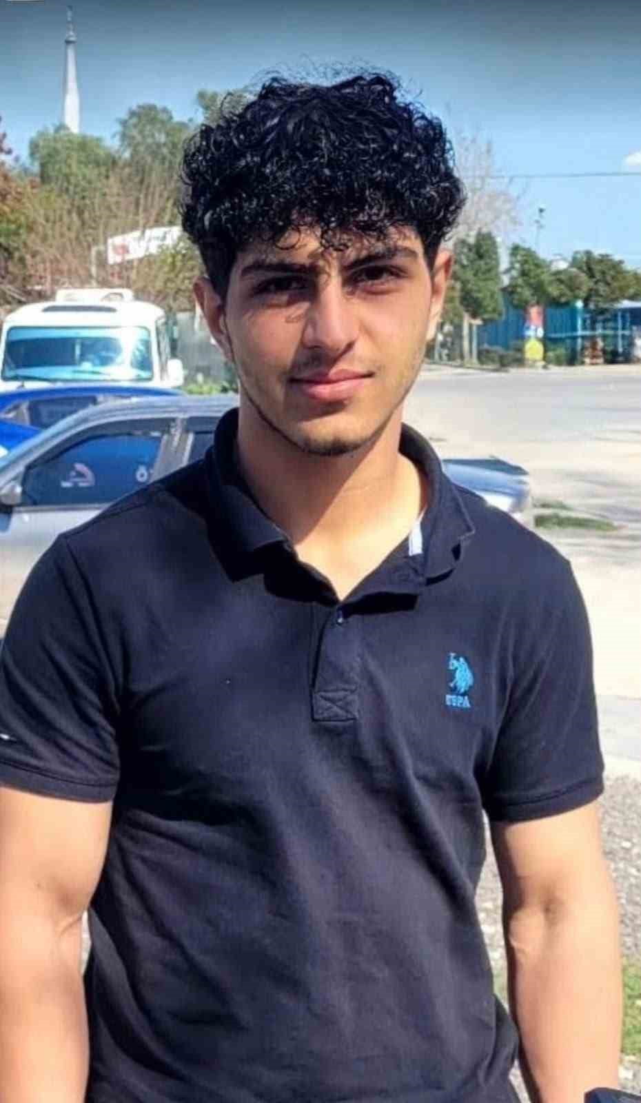 ÖZGÜR GÖNÜL
