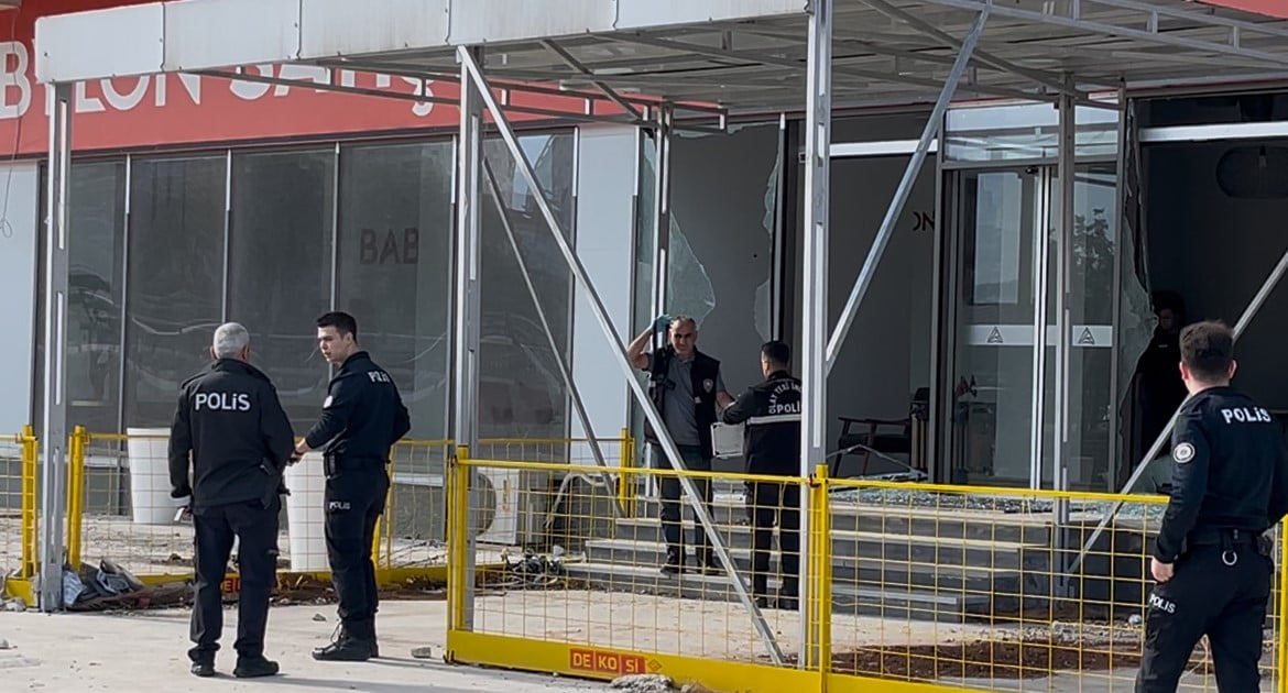 PROJEDE DEMİR İŞLERİNİ ÜSTLENEN TAŞERON FİRMANIN SAHİBİ İ.B., İDDİAYA GÖRE 250 MİLYON LİRALIK...