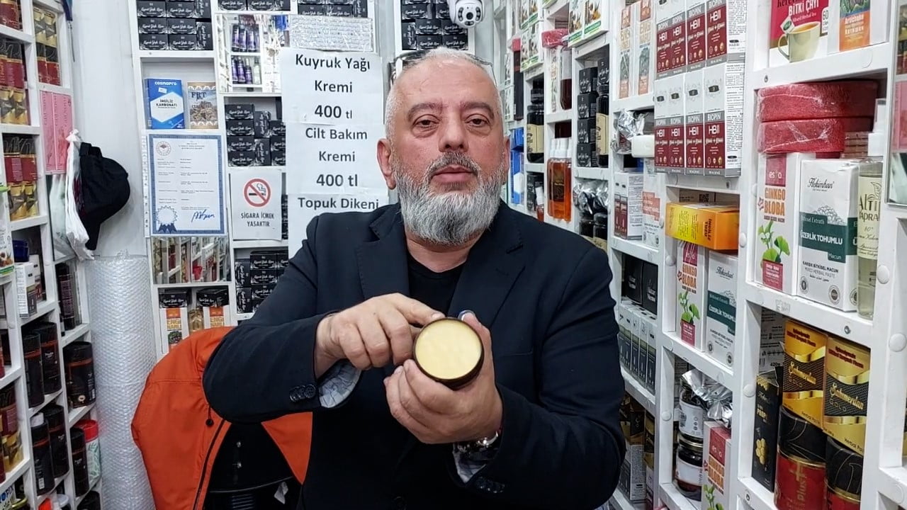 RİZE'DE AKTARLIK YAPAN MEHMET KARALİ, VATANDAŞLARDAN GELEN TALEPLER DOĞRULTUSUNDA YÜRÜTTÜĞÜ AR-GE...