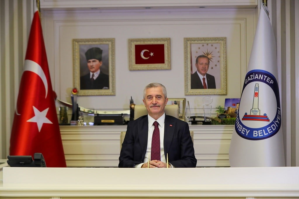 ŞAHİNBEY BELEDİYE BAŞKANI MEHMET TAHMAZOĞLU, GEÇTİĞİMİZ YILLARDA OLDUĞU GİBİ BU YIL DA ÜNİVERSİTE...