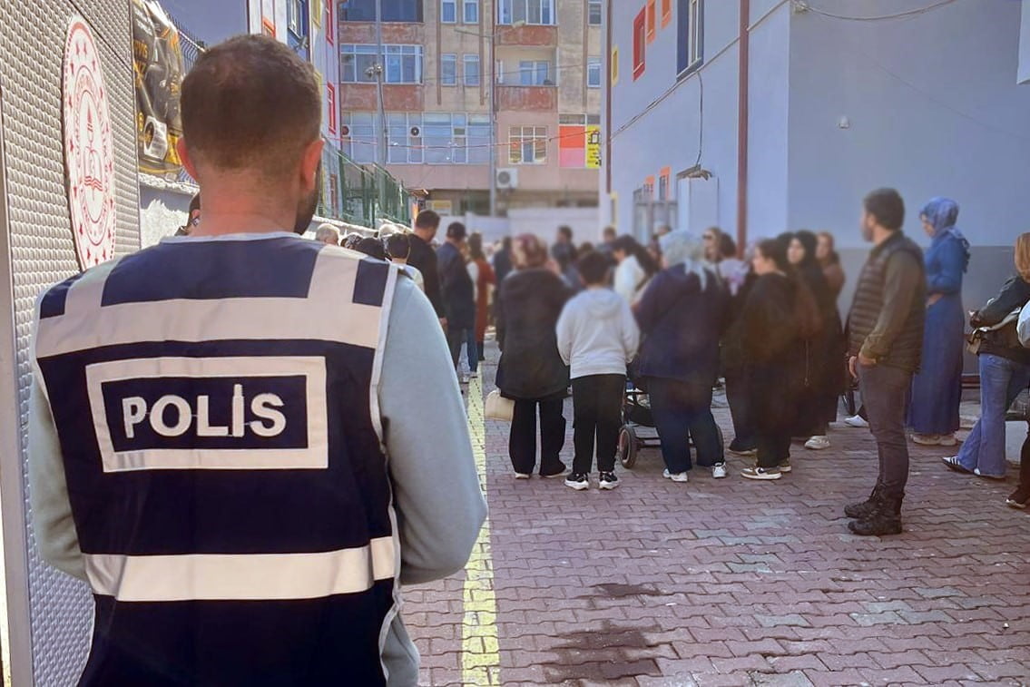 SAKARYA’NIN KARASU İLÇESİNDE ÖĞRENCİLERİN GÜVENLİĞİNİ ARTIRMAK VE OKUL ÇEVRESİNDE HUZUR ORTAMINI...