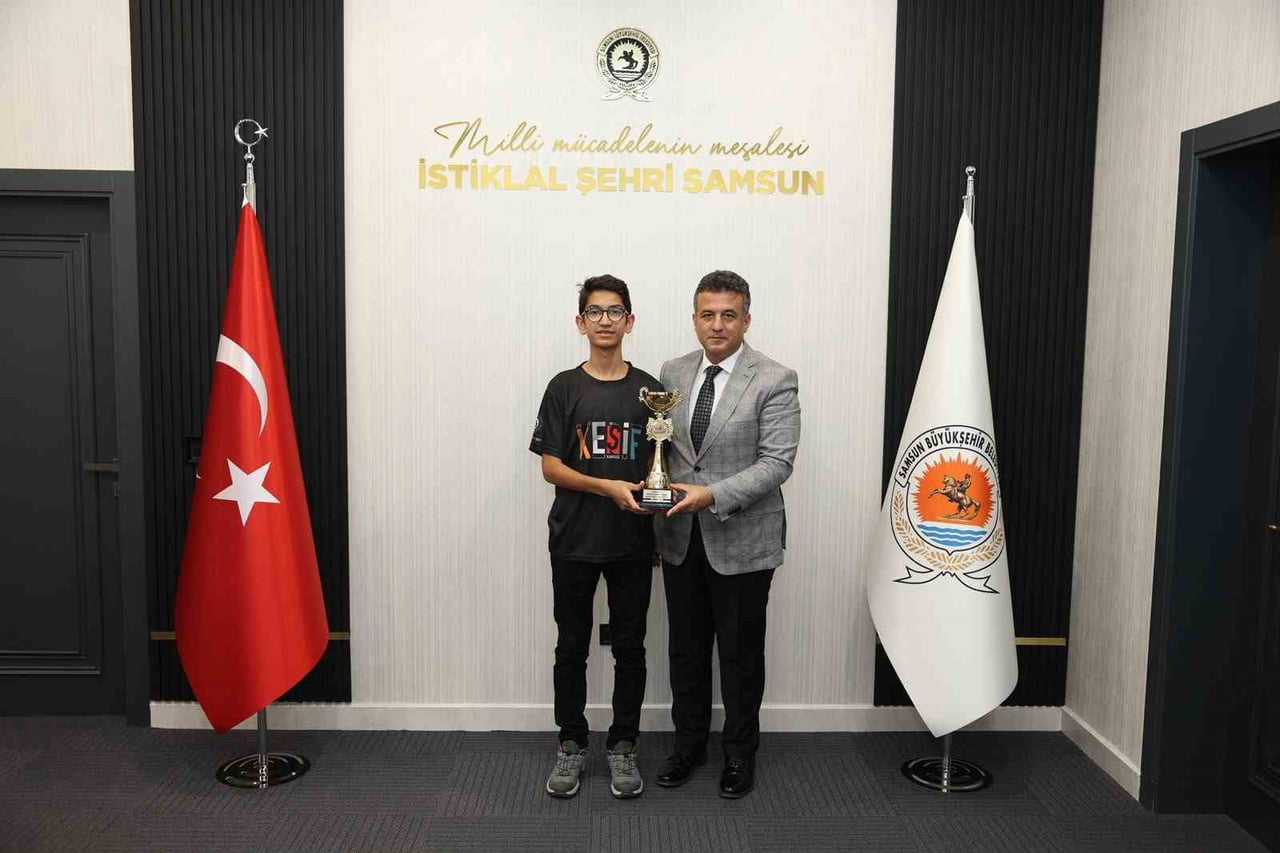 SAMSUN BÜYÜKŞEHİR BELEDİYESİ EĞİTİM ŞUBE MÜDÜRLÜĞÜ PROJE TAKIMLARI ÖĞRENCİLERİNDEN KEREM YİĞİT...