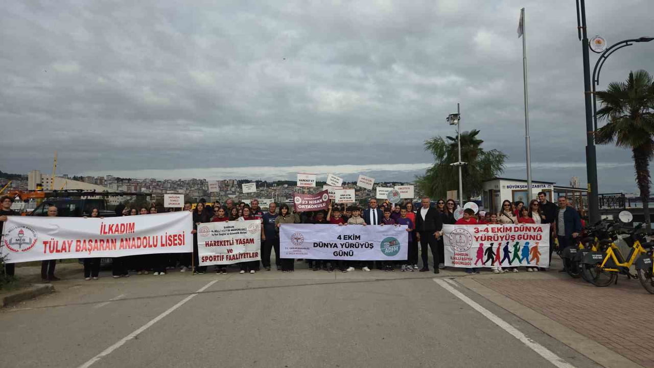SAMSUN’DA DÜNYA YÜRÜYÜŞ GÜNÜ KAPSAMINDA DÜZENLENEN YÜRÜYÜŞTE ÖĞRENCİLER, SAĞLIKLI YAŞAMA DİKKAT...