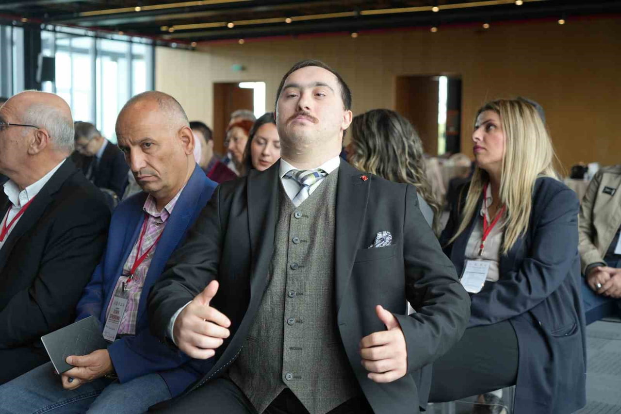 SAMSUN’DA "DOWN SENDROMLU BİREYLER İÇİN ÇÖZÜM VE STRATEJİ ÇALIŞTAYI" DÜZENLENDİ.