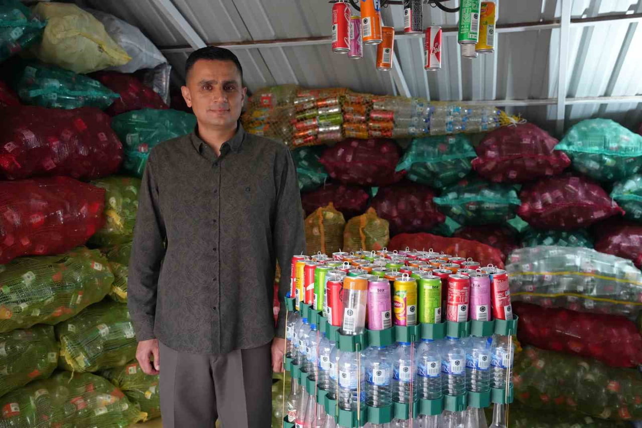 SAMSUN’UN ALAÇAM İLÇESİNDE YAŞAYAN TURGAY BAŞ, "100.000 AMBALAJ CHALLENGE" KAMPANYASI KAPSAMINDA...