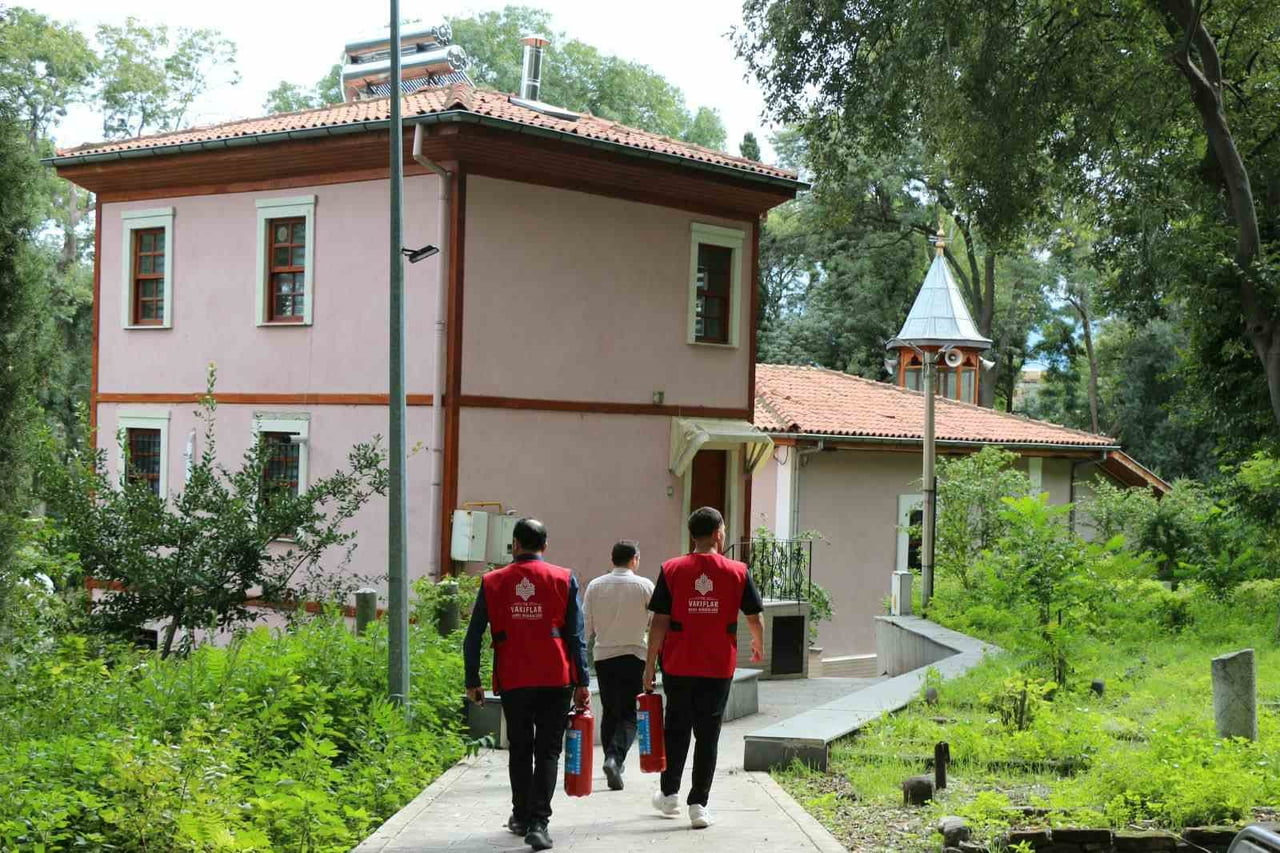 SAMSUN VAKIFLAR BÖLGE MÜDÜRLÜĞÜ, HAYIR ŞARTI GEREĞİ SAMSUN’DA 20 CAMİYE YANGIN SÖNDÜRME TÜPÜ VE 18...