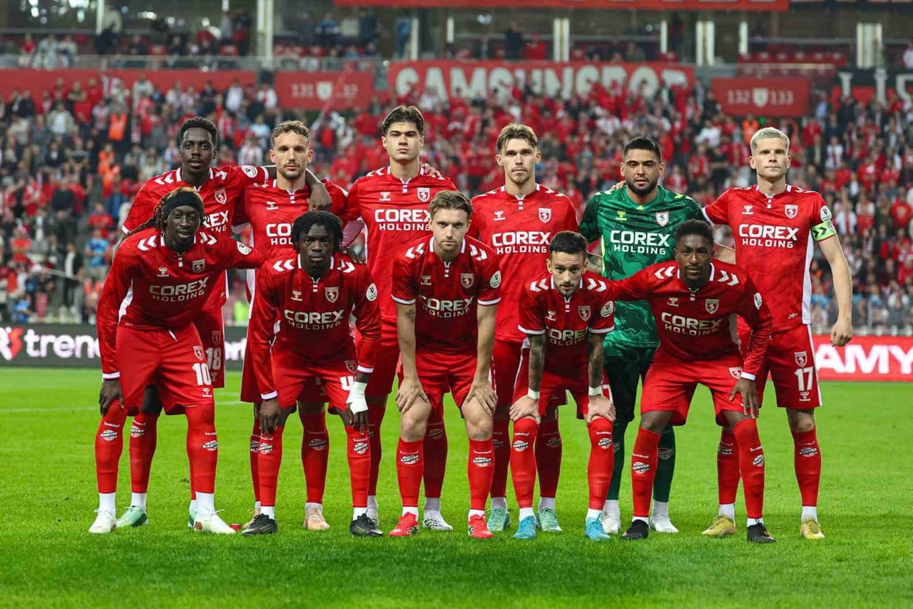 SAMSUNSPOR, ÜST ÜSTE 7. MAĞLUBİYETİNİ ALARAK KULÜP TARİHİNİN EN UZUN MAĞLUBİYET SERİSİ REKORUNU...