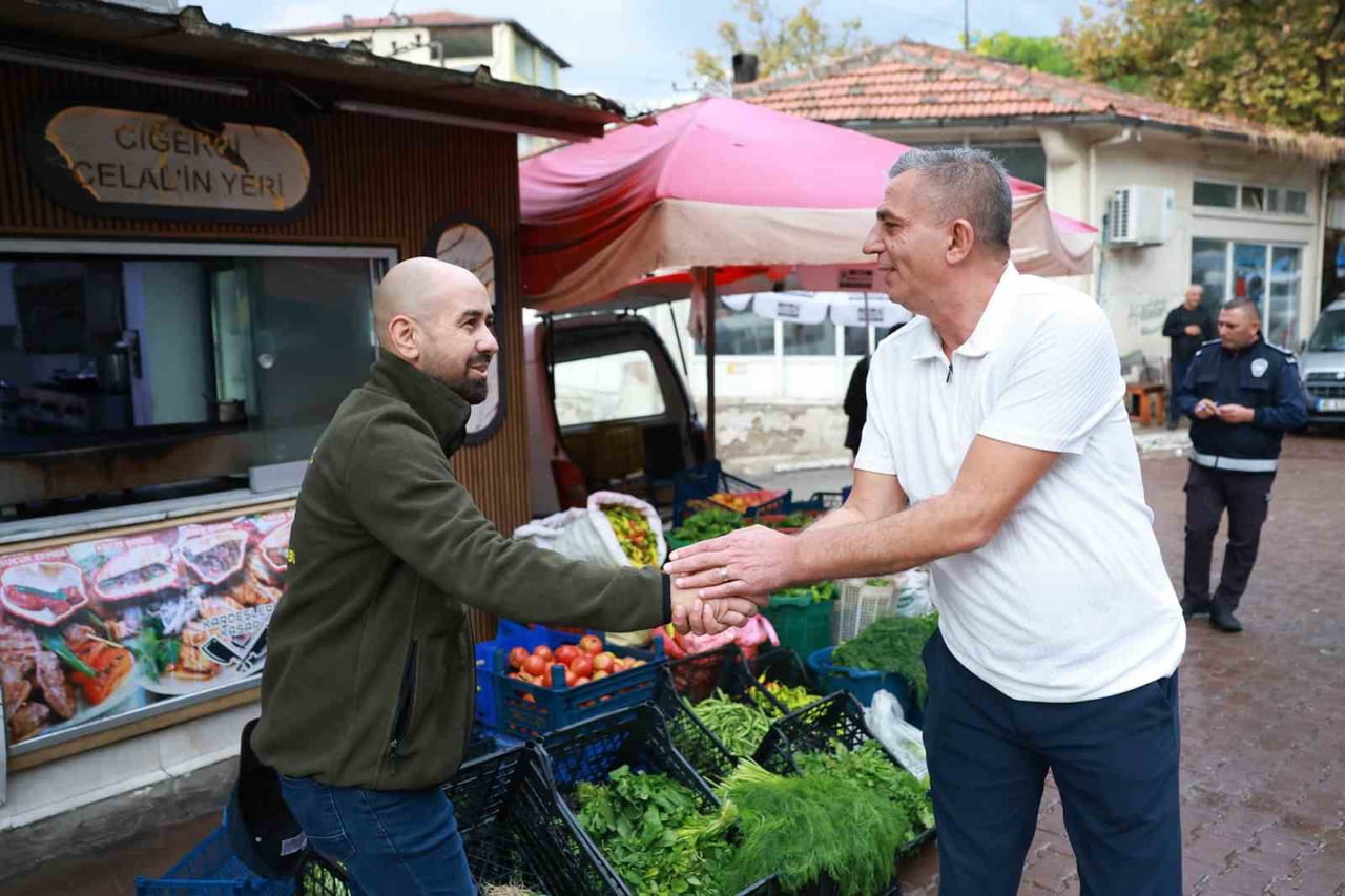 ŞEHZADELER BELEDİYE BAŞKANI HAKAN ŞİMŞEK, KARAOĞLANLI MAHALLESİ’NDE ESNAF VE MAHALLE SAKİNLERİ İLE...
