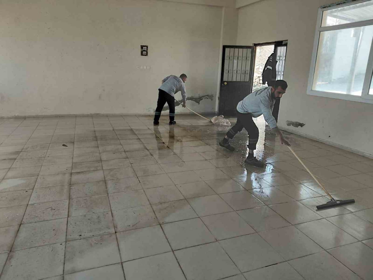 ŞEHZADELER BELEDİYESİNE BAĞLI EKİPLER, İBADETHANE, TAZİYE EVİ, DÜĞÜN SALONU, MUHTARLIK BİNASI GİBİ...
