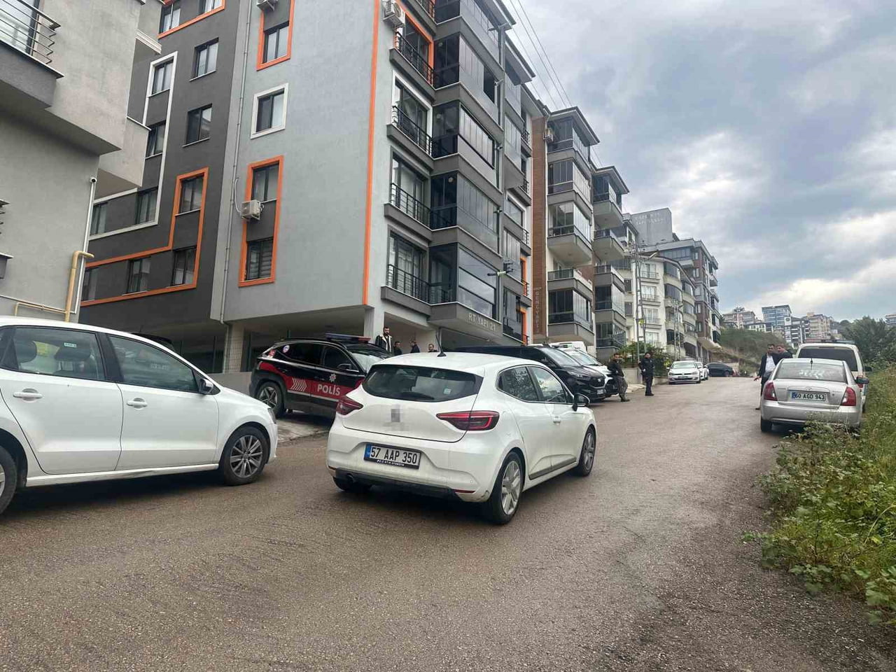 SİNOP İL EMNİYET MÜDÜRLÜĞÜ KADROSUNDA GÖREV YAPAN POLİS MEMURU M.D. , EVİNDE HAREKETSİZ HALDE...