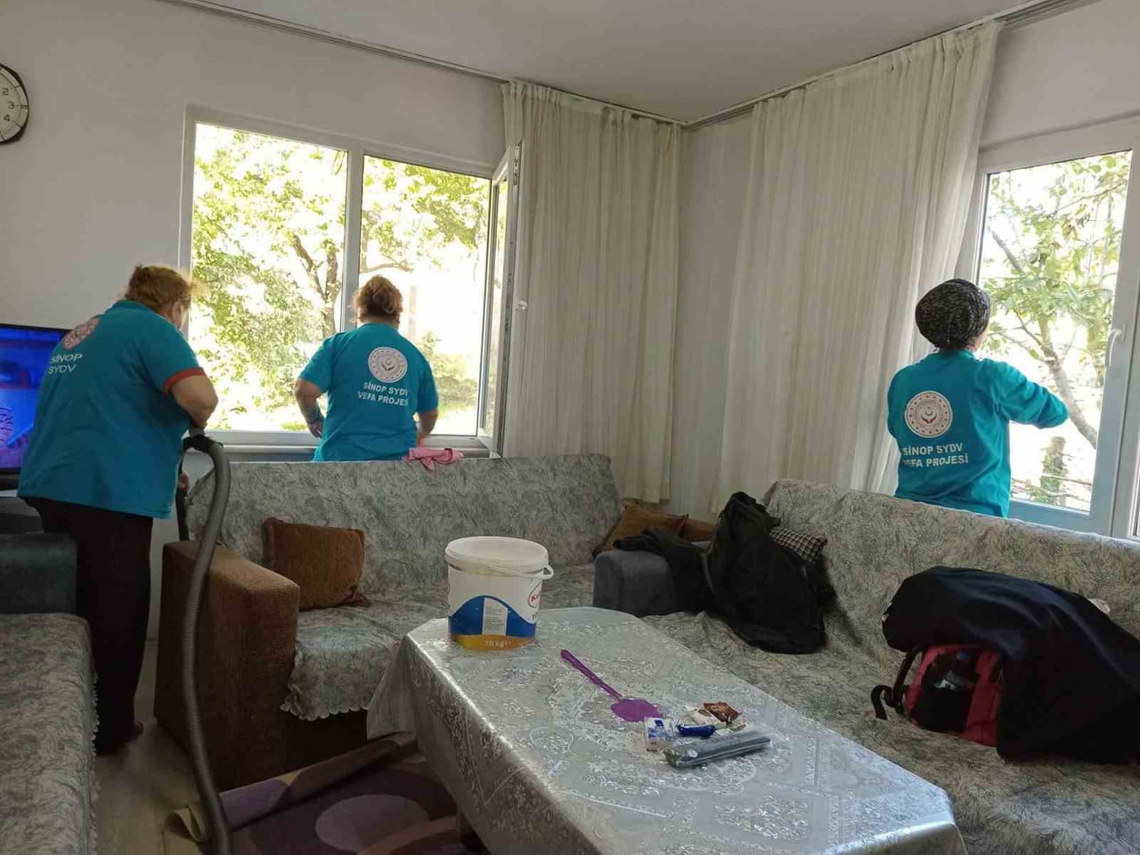 SİNOP’TA VEFA PROJESİ KAPSAMINDA, ÖZ BAKIM İHTİYAÇLARINI KARŞILAMAKTA GÜÇLÜK ÇEKEN 800 YAŞLI VE...