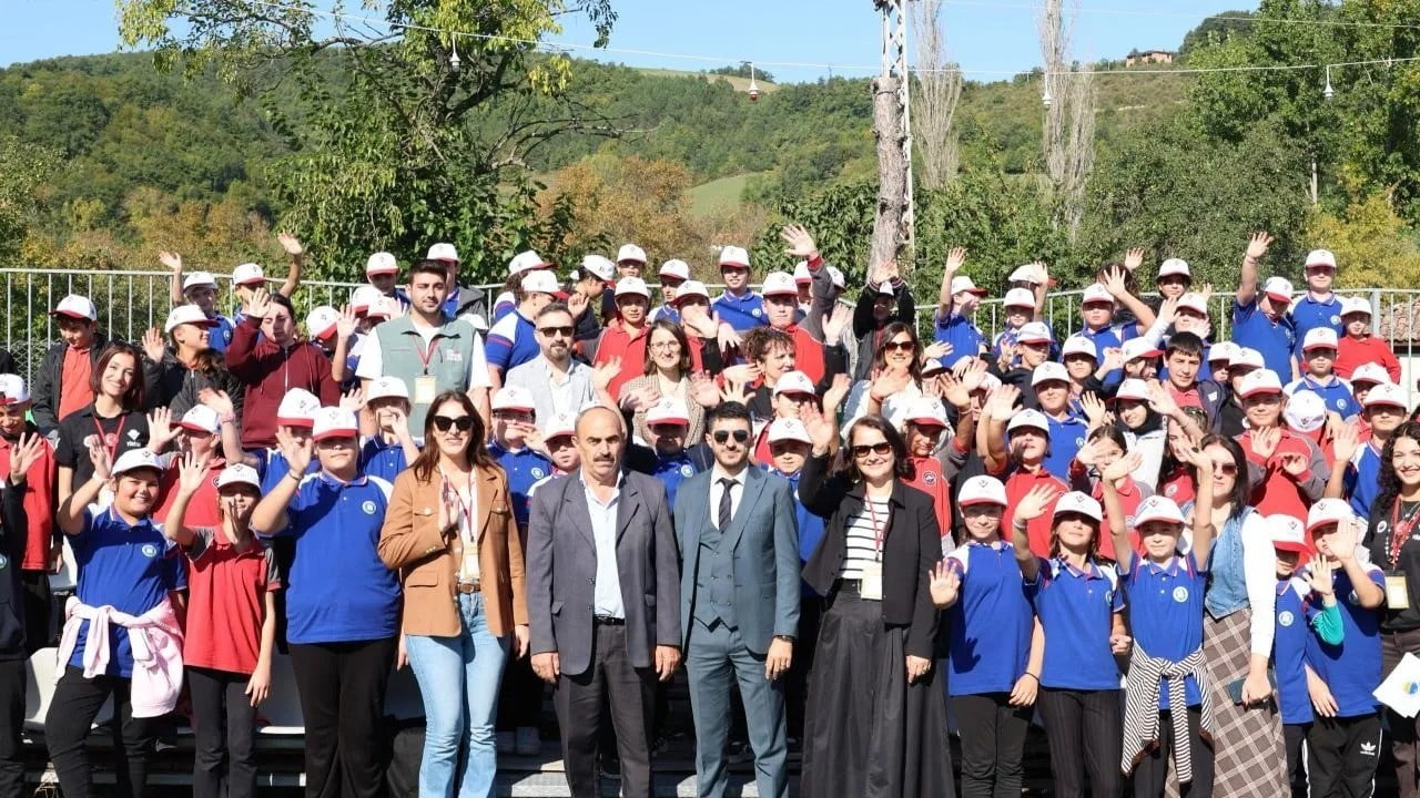 SİNOP ÜNİVERSİTESİ TARAFINDAN TÜBİTAK 4009 KÖY OKULLARI DESTEKLEME PROGRAMI KAPSAMINDA HAYATA...