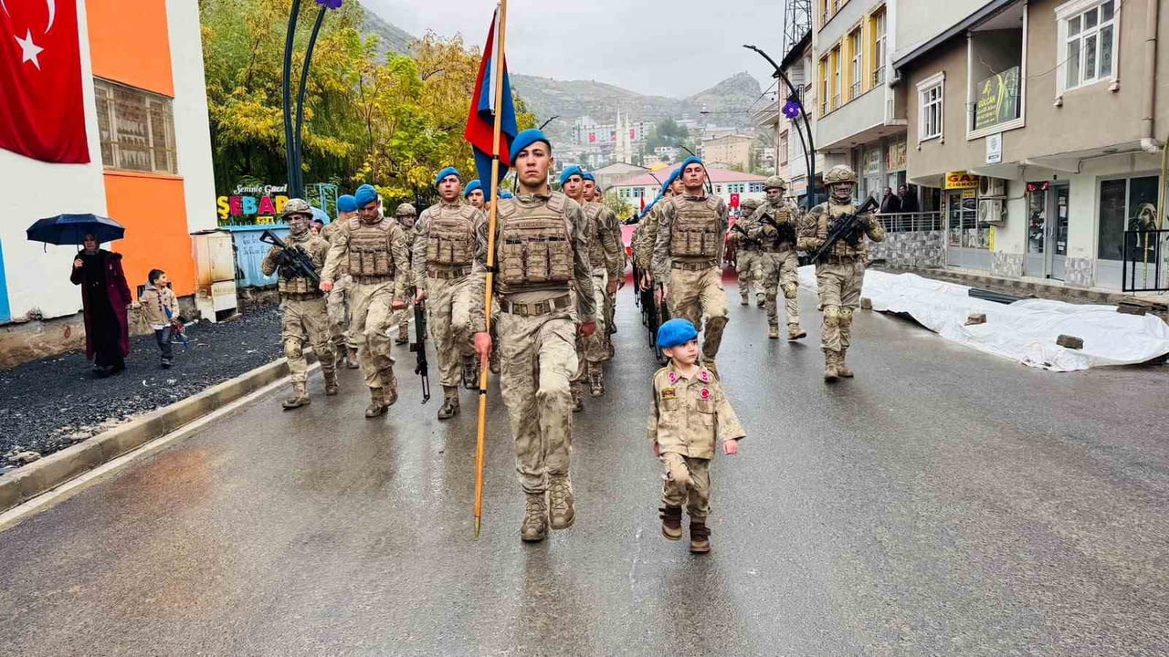 ŞIRNAK'IN BEYTÜŞŞEBAP İLÇESİNDEKİ 29 EKİM CUMHURİYET BAYRAMI VE CUMHURİYET'İN 103. YIL DÖNÜMÜ...