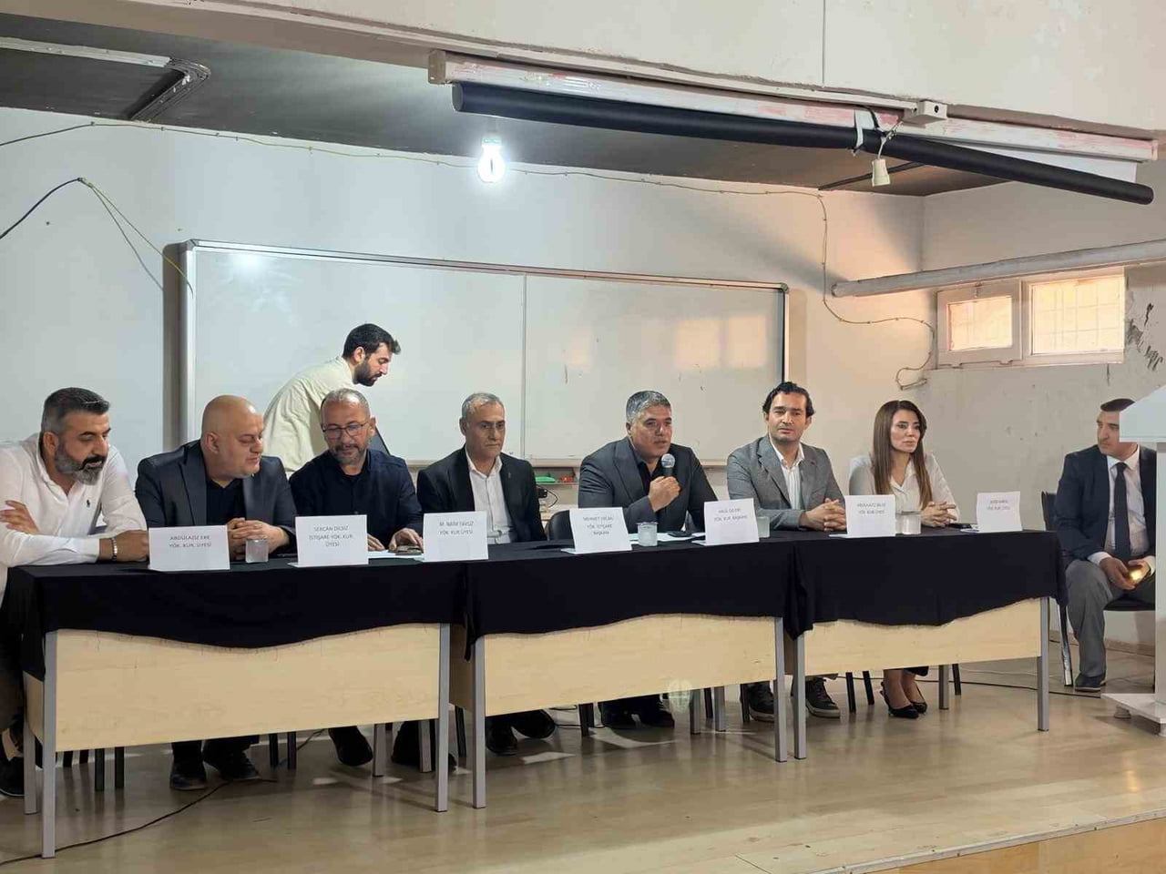 ŞIRNAK'IN CİZRE İLÇESİNDE AHİLİK HAFTASI ETKİNLİKLERİ KAPSAMINDA DÜZENLENEN SEMİNERDE, MESLEKİ...