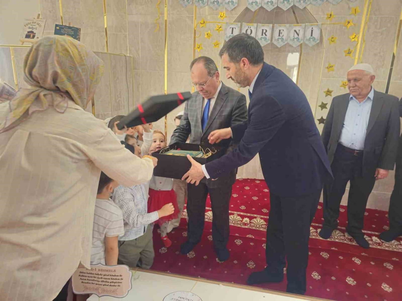 ŞIRNAK'IN SİLOPİ İLÇESİNDE, HACI TAYBET ÖKTEN 4-6 YAŞ KUR'AN KURSU ÖĞRENCİLERİ İÇİN DÜZENLENEN...