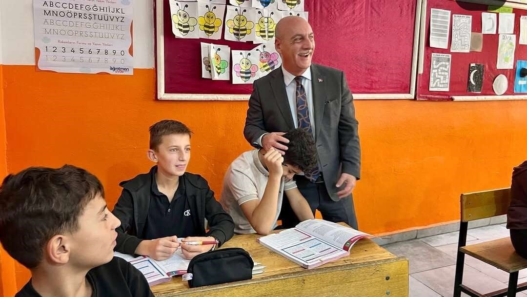 ŞIRNAK’TA MEHMETÇİK KURS MERKEZLERİNDE LGS VE YKS SINAVLARINA HAZIRLANAN ÖĞRENCİLER, İL PROTOKOLÜ...