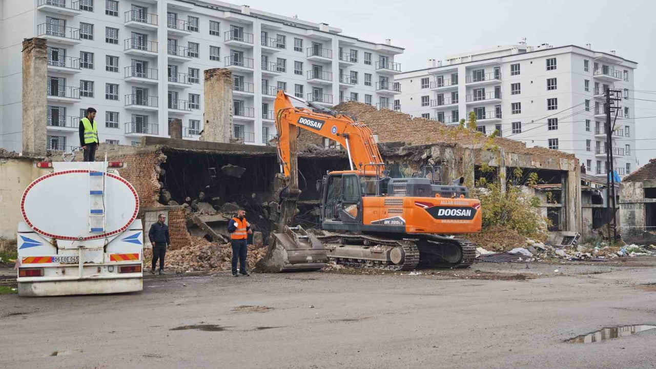 SİVAS BELEDİYESİ TARAFINDAN SÜRDÜRÜLEN “ESKİ SANAYİ KENTSEL DÖNÜŞÜM PROJESİ” KAPSAMINDA ÜÇÜNCÜ...