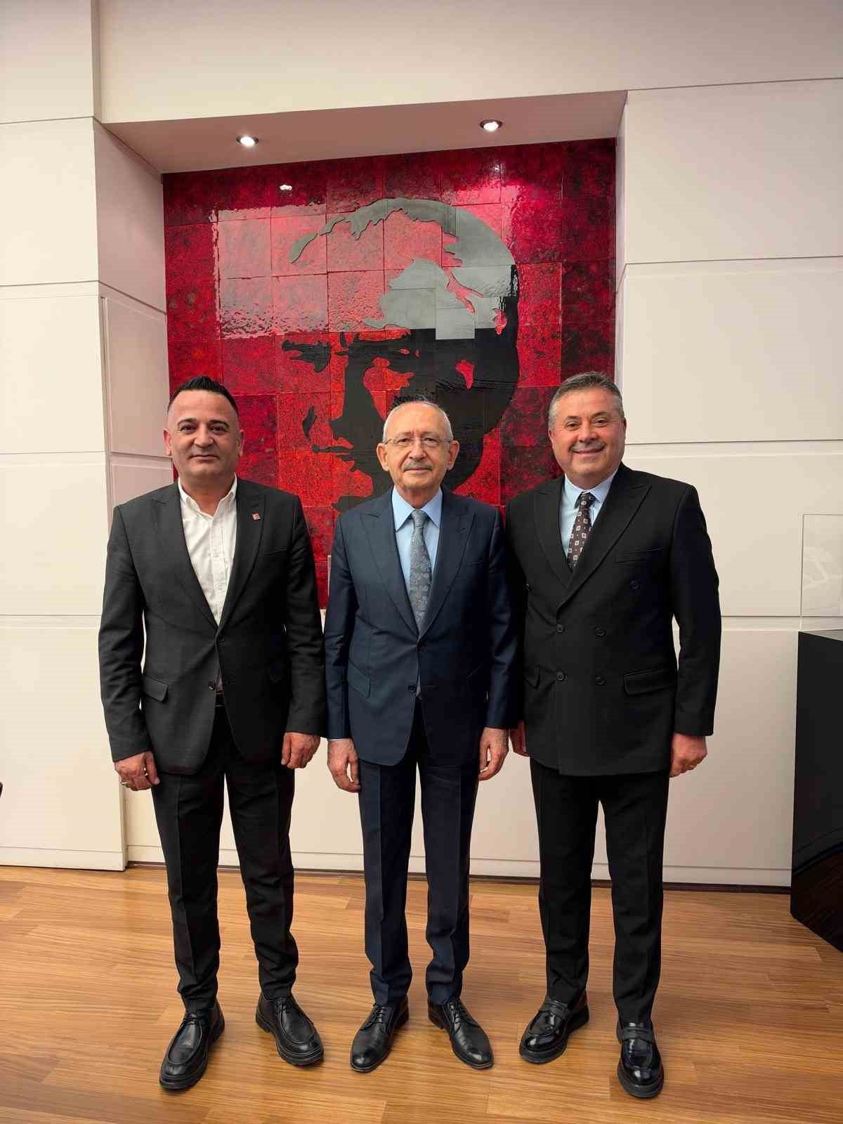 (SOL BAŞTAN) KAZIM  YAĞMUR, CHP GENEL BAŞKANI KEMAL KILIÇDAROĞLU,  İSMAİL CİNOĞLU