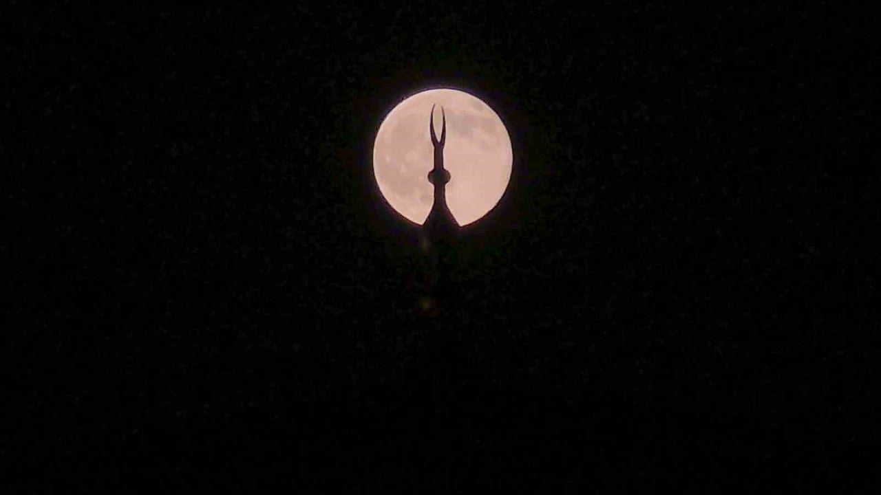 SONBAHARIN EN GÖRKEMLİ GÖK OLAYLARINDAN BİRİ OLAN VE HALK ARASINDA "AVCI DOLUNAY" (HUNTER’S MOON)...