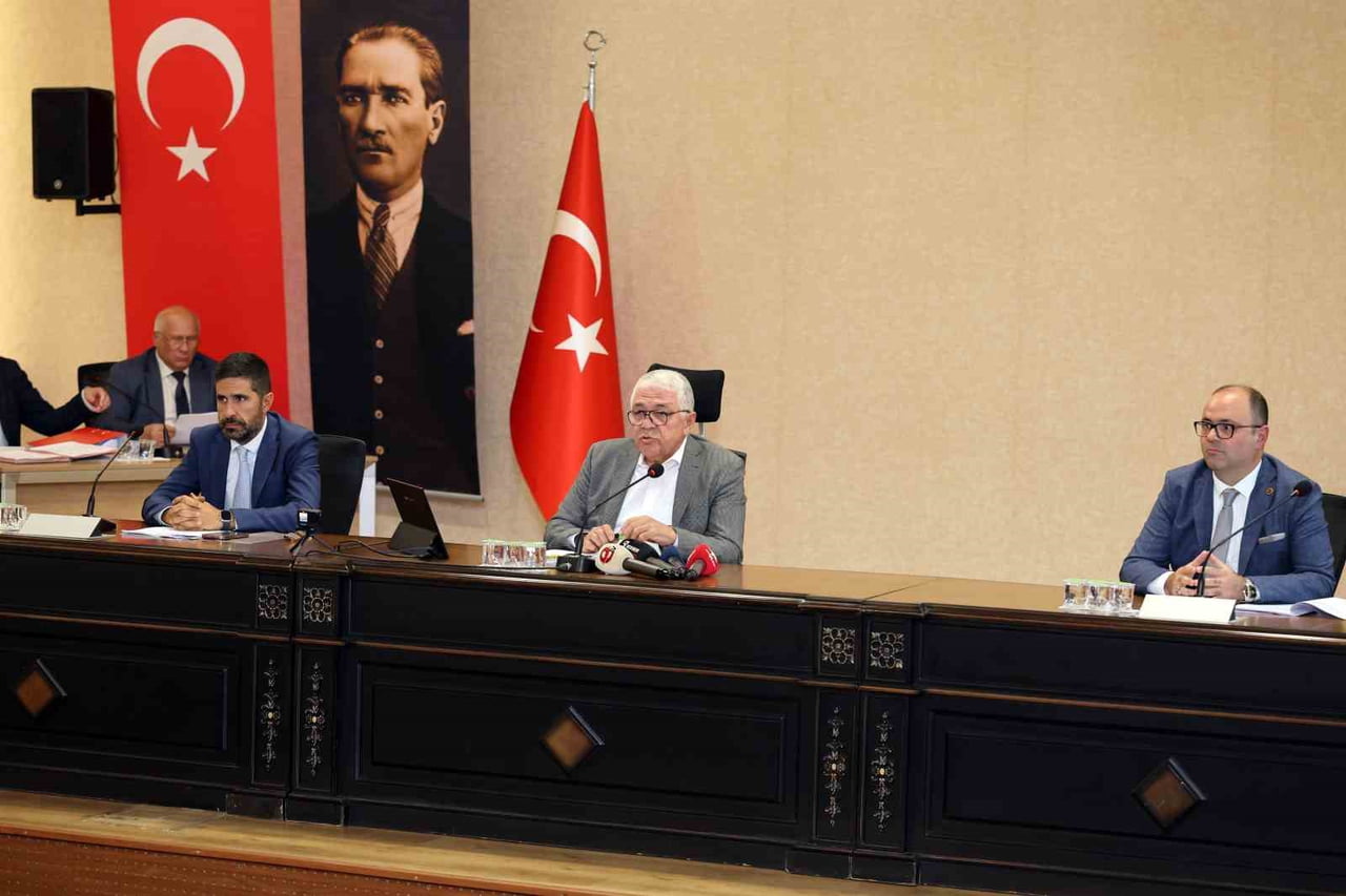 TALAS BELEDİYESİNİN EKİM AYI OLAĞAN MECLİS TOPLANTISINDA İLÇENİN İHTİYAÇLARINA YÖNELİK ÇEŞİTLİ...