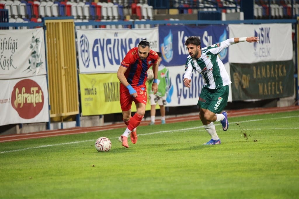 TFF 3. LİG 1. GRUP BEŞİNCİ HAFTASINDA KARABÜK İDMAN YURDU, EVİNDE KARŞILAŞTIĞI AMASYASPOR FUTBOL...