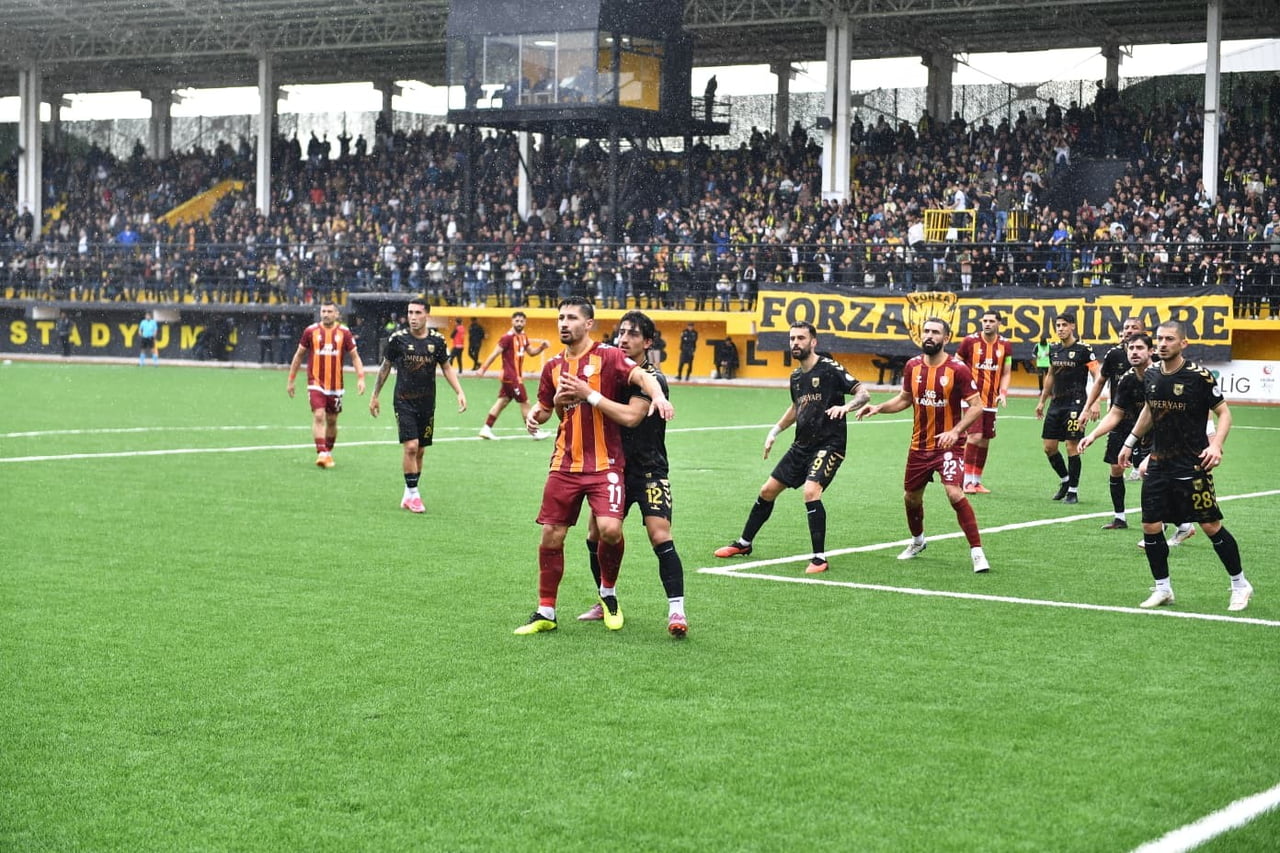 TFF 3. LİG 3. GRUP'TA MÜCADELE EDEN MALATYA YEŞİLYURTSPOR, DEPLASMANDA BİTLİS 1916 FUTBOL SK İLE...