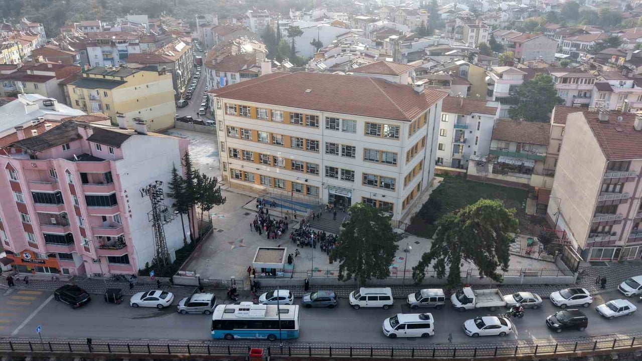 TOKAT’TA BİR GÜNLÜK ARANIN ARDINDAN OKULLAR YENİDEN AÇILDI