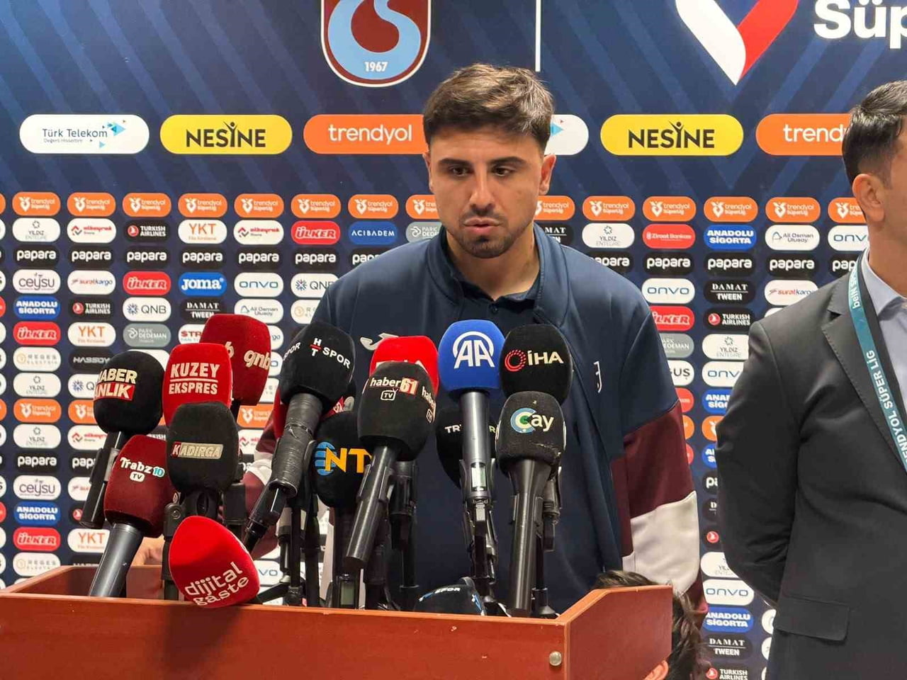 TRABZONSPOR’UN BEŞİKTAŞ’I 2-0 MAĞLUP ETTİĞİ KARŞILAŞMADA BORDO-MAVİLİLERİN İLK GOLÜNÜ KAYDEDEN...