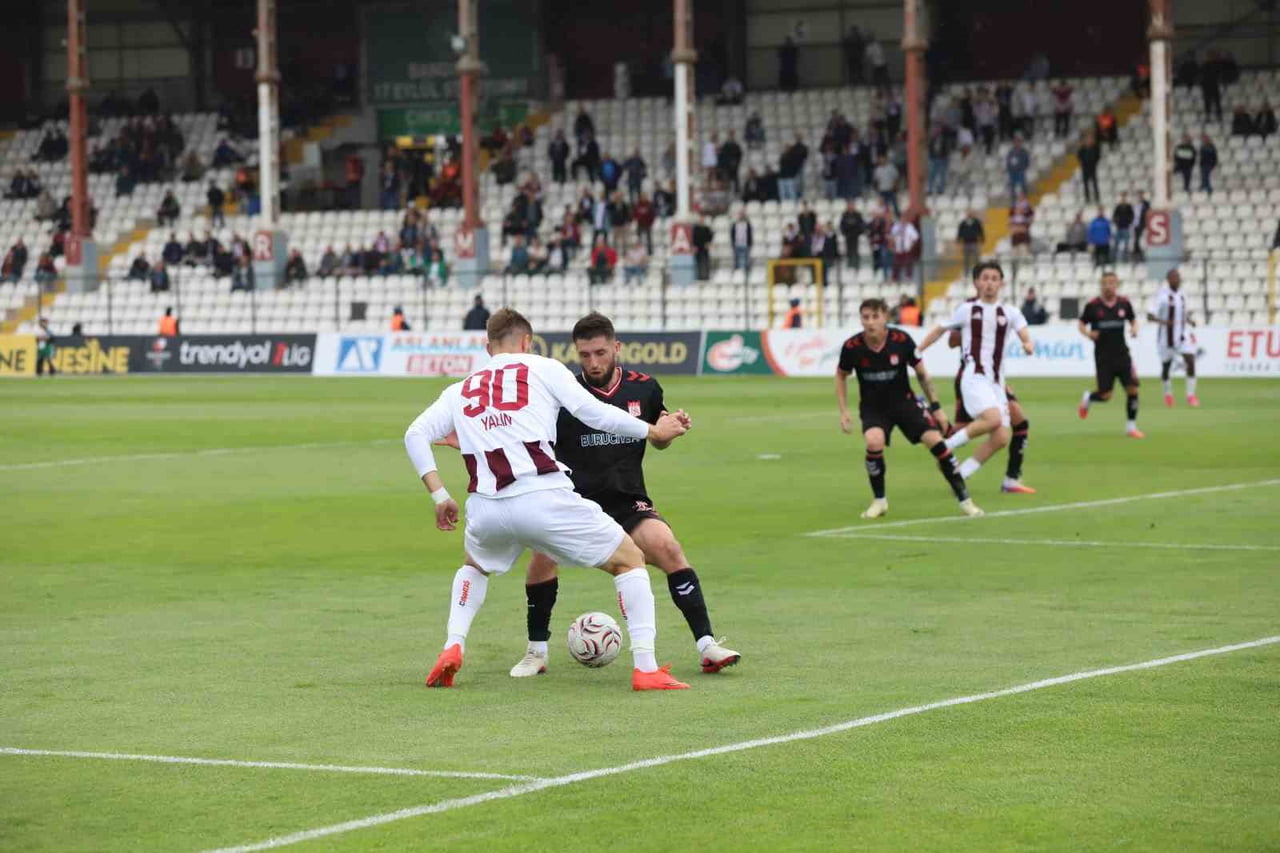 TRENDYOL 1. LİG'İN 10. HAFTASINDA BANDIRMASPOR, KONUK ETTİĞİ SİVASSPOR İLE 1-1 BERABERE...