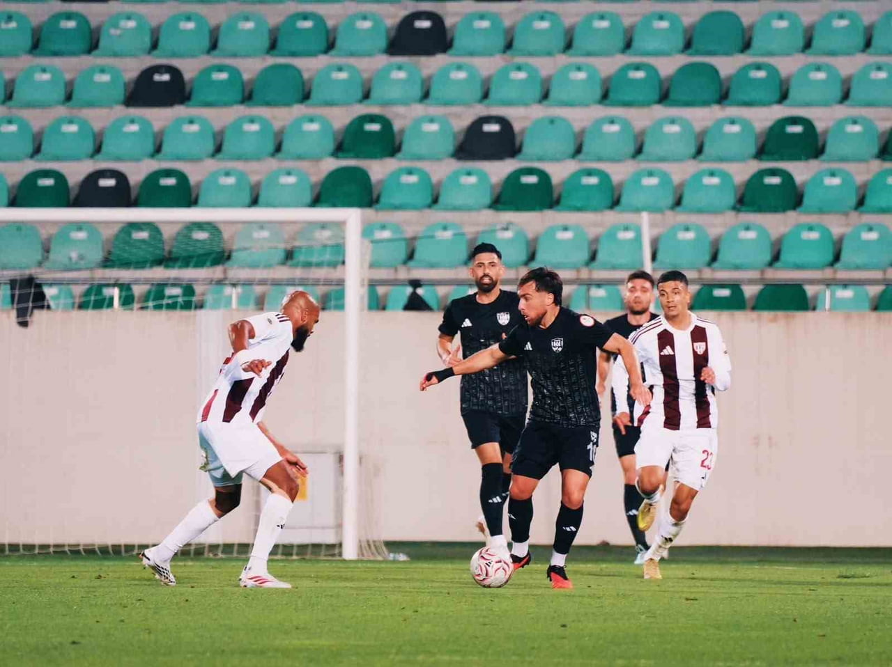 TRENDYOL 1. LİG'İN 9. HAFTA MAÇINDA VANSPOR FK, KONUK ETTİĞİ BANDIRMASPOR’A 2-0 MAĞLUP...