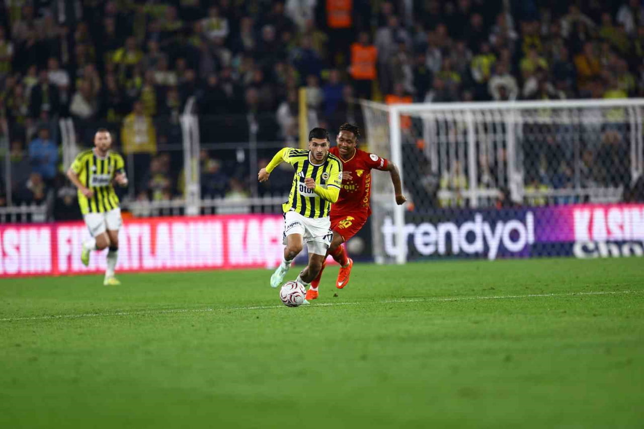 TRENDYOL SÜPER LİG'İN 10. HAFTASINDA FENERBAHÇE, GÖZTEPE'Yİ KONUK EDİYOR. MÜCADELENİN İLK YARISI...