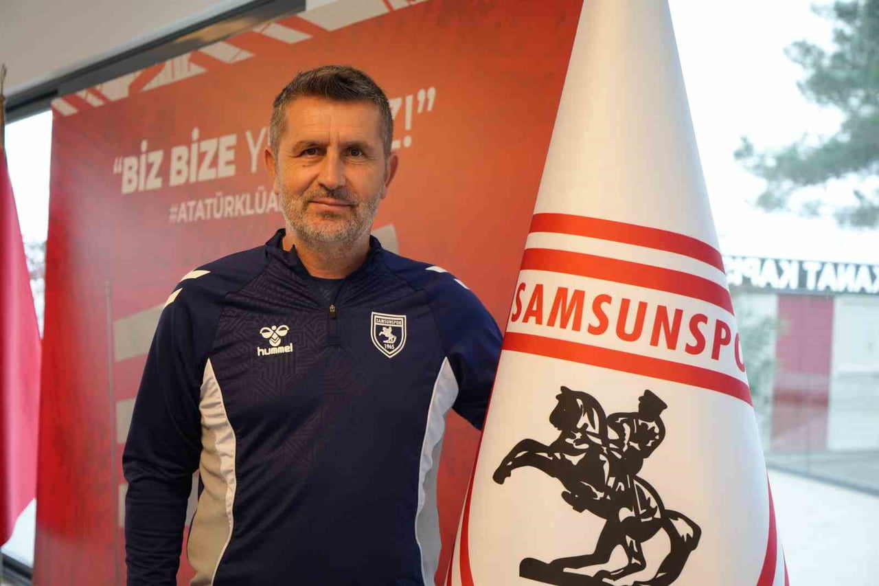 TRENDYOL SÜPER LİG EKİPLERİNDEN SAMSUNSPOR’UN HIRVAT TEKNİK DİREKTÖRÜ NENAD BJELİCA, DEPLASMANDA...