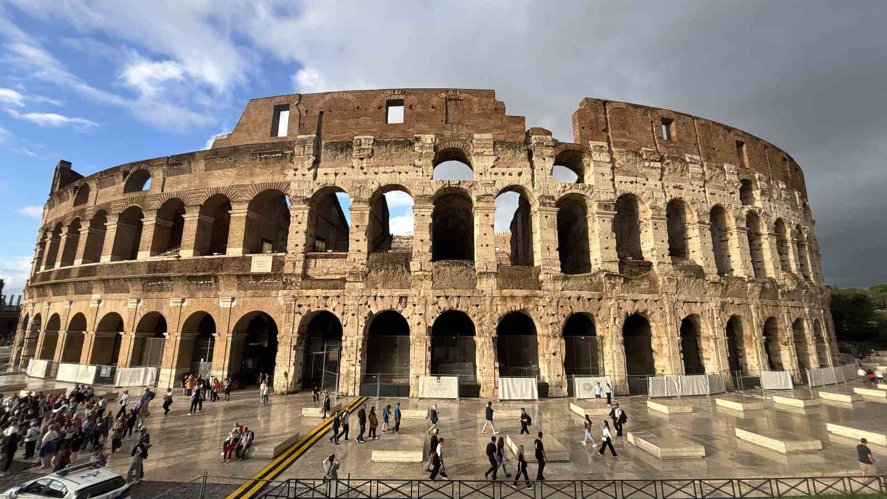TROYA SAVAŞLARI'NIN YAŞANDIĞI TROYA ÖREN YERİ'NDEN ÇIKAN ESERLER, ROMA'NIN DÜNYACA ÜNLÜ SİMGE...