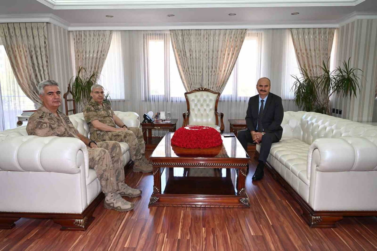 TÜMGENERAL ŞAKİR USLU’DAN VALİ EKREM CANALP’E ZİYARET
