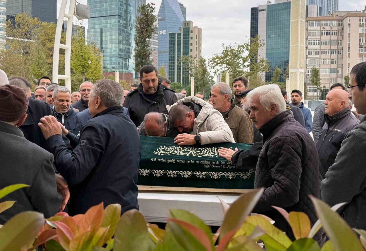 TURGUT DURSUN İÇİN LEVENT’TE CENAZE TÖRENİ DÜZENLENDİ.