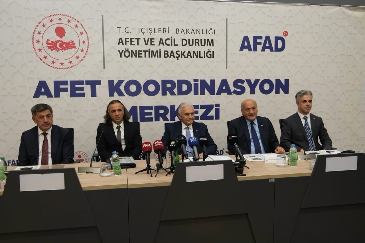 TÜRK DEVLETLERİ TEŞKİLATI AKSAKALLAR KONSEYİ BAŞKANI BİNALİ YILDIRIM, ERZİNCAN’IN GELECEĞİNE...