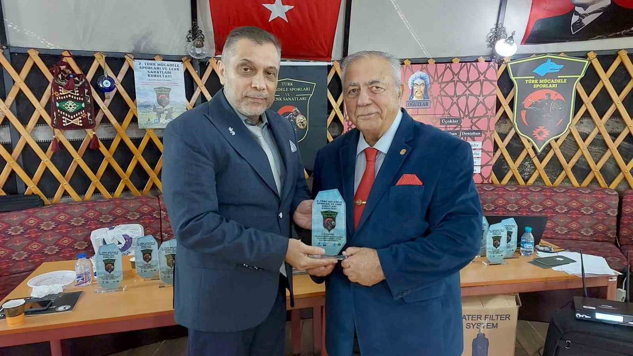 TÜRK MÜCADELE SPORLARI VE CENK SANATLARI KURULTAYI'NA DESTEKLERİNDEN DOLAYI İHLAS HABER AJANSI'NA...